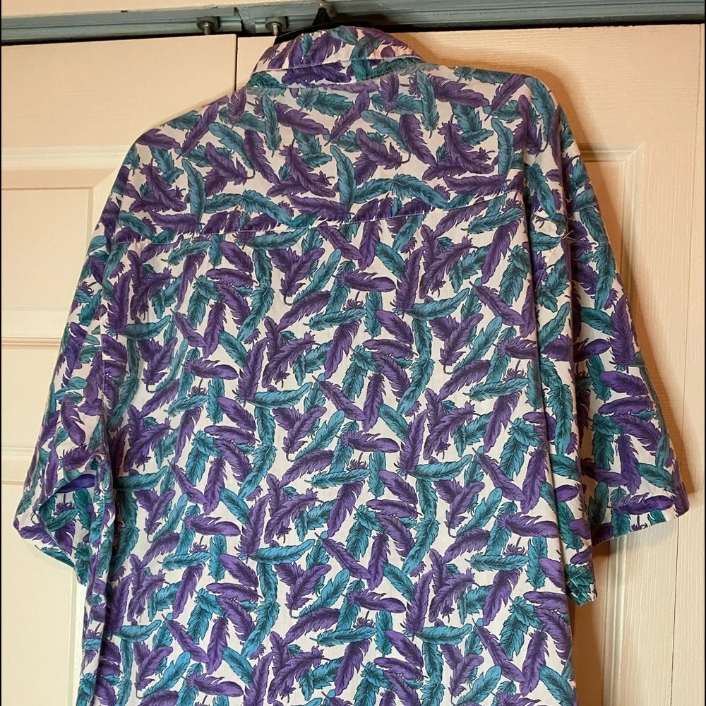 Funky patterned button up - Picture 3 of 3